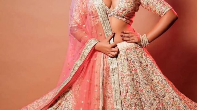 Kiara Ram Nagar Model Escort – High-fashion luxury companion (2)