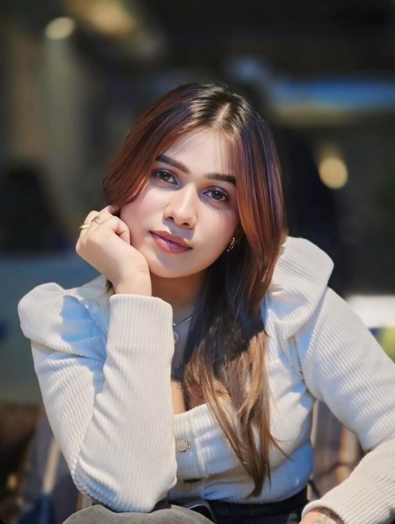 Vikky Gajuwaka Independent Call Girl – Confident escort service