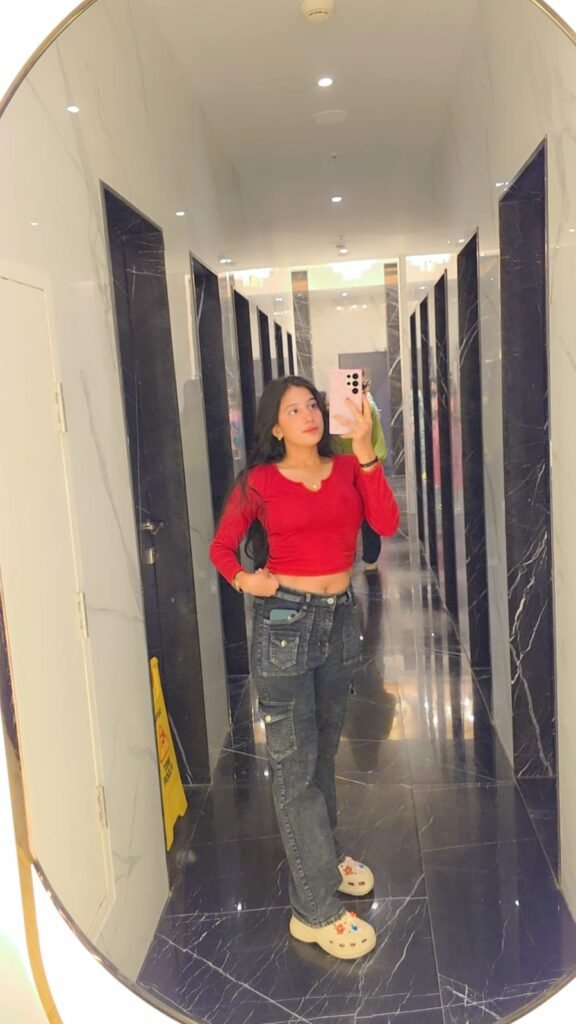 Pallavi - 22 Year Old College Call Girl MVP Colony Visakhapatnam New Student Companion